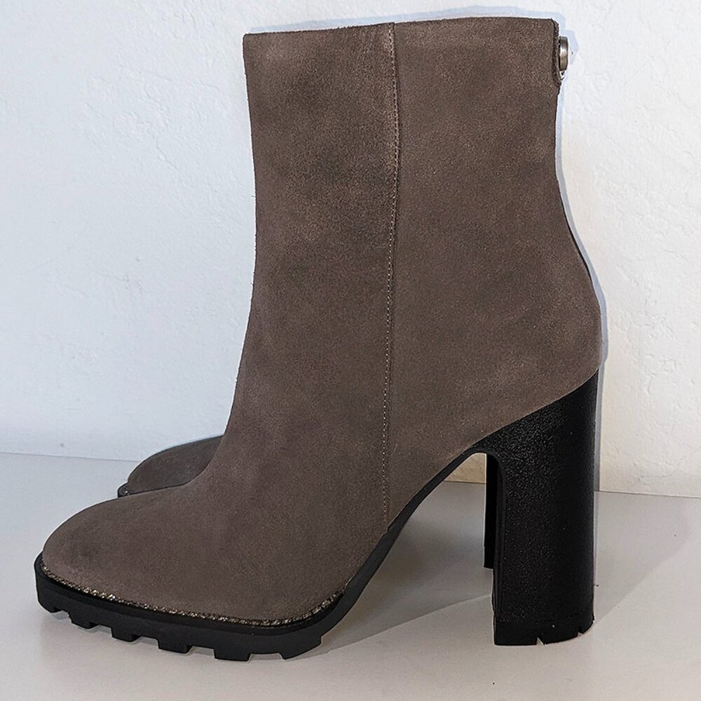 Bootie Embellished Rhinestones from Karl Lagerfeld Paris / Size 8 - Picture 9 of 10